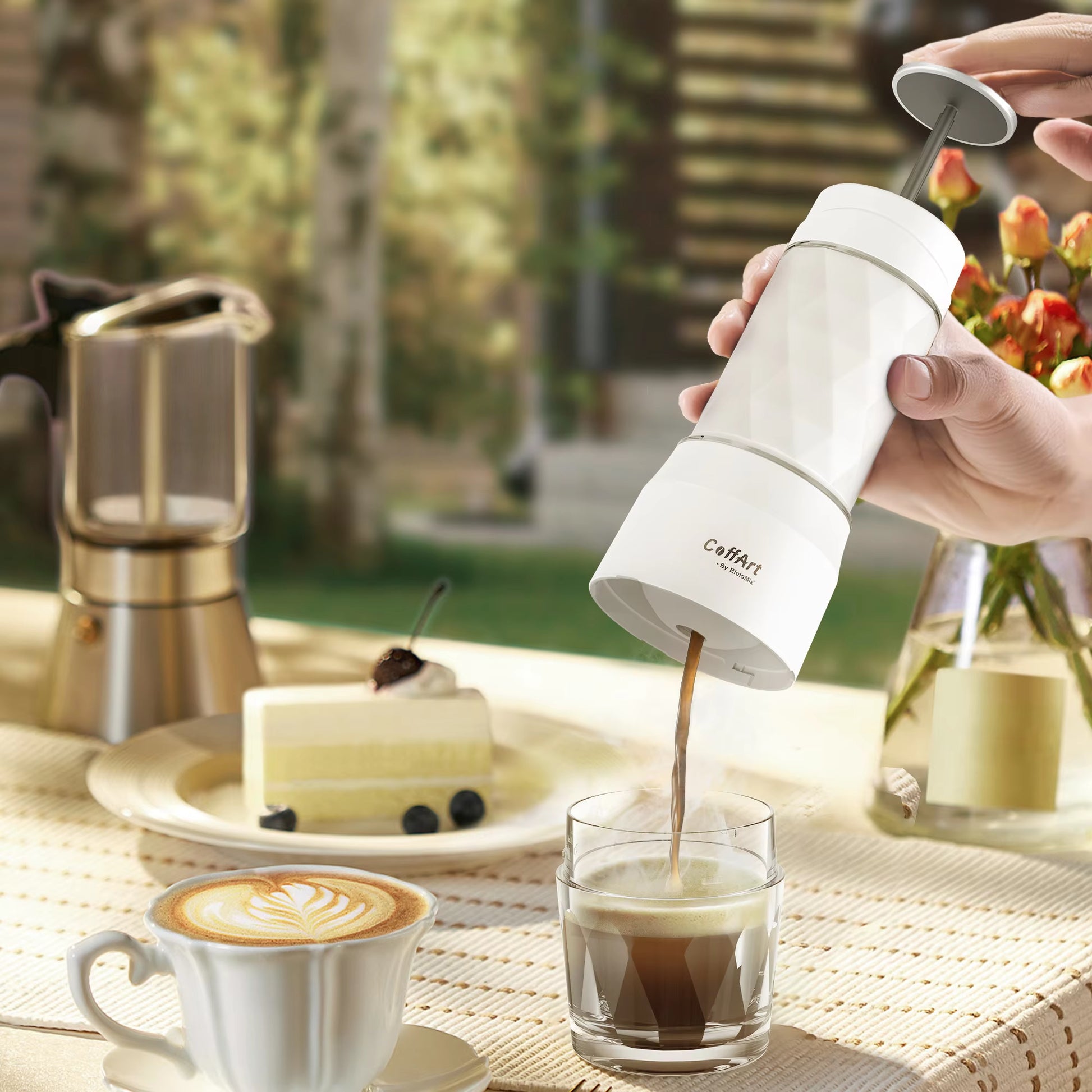 Portable Coffee Maker Espresso Machine Hand Press Capsule Ground Coffee Brewer Portable for Travel and Picnic